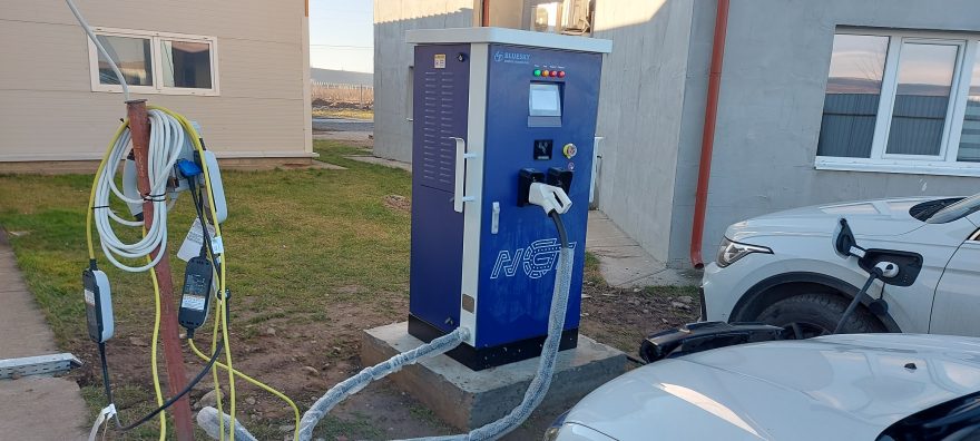 Statie de incarcare auto 2×30 kW DC + 22 kW AC